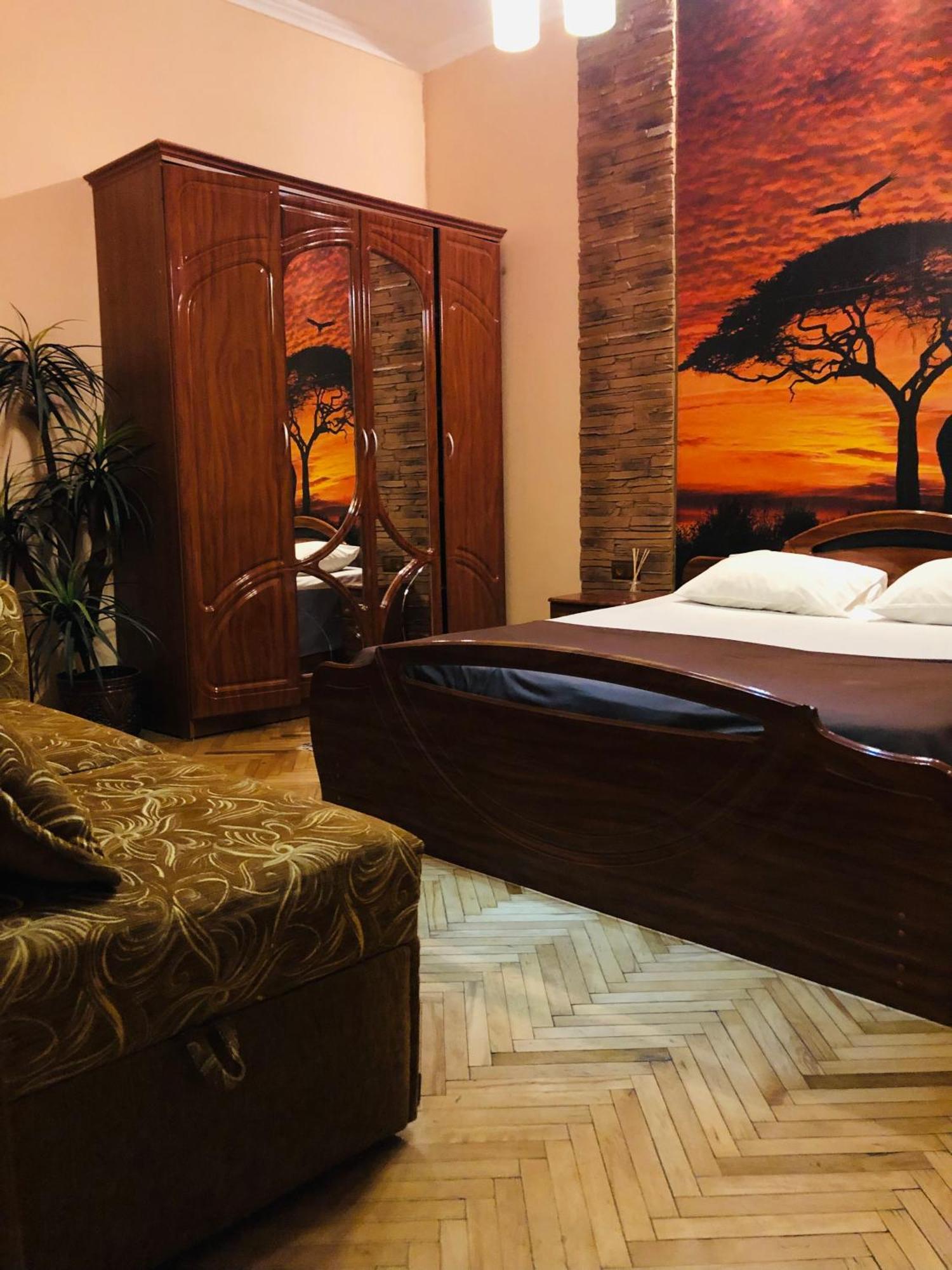 2 Rooms Central Anna Apartment Lviv Ngoại thất bức ảnh