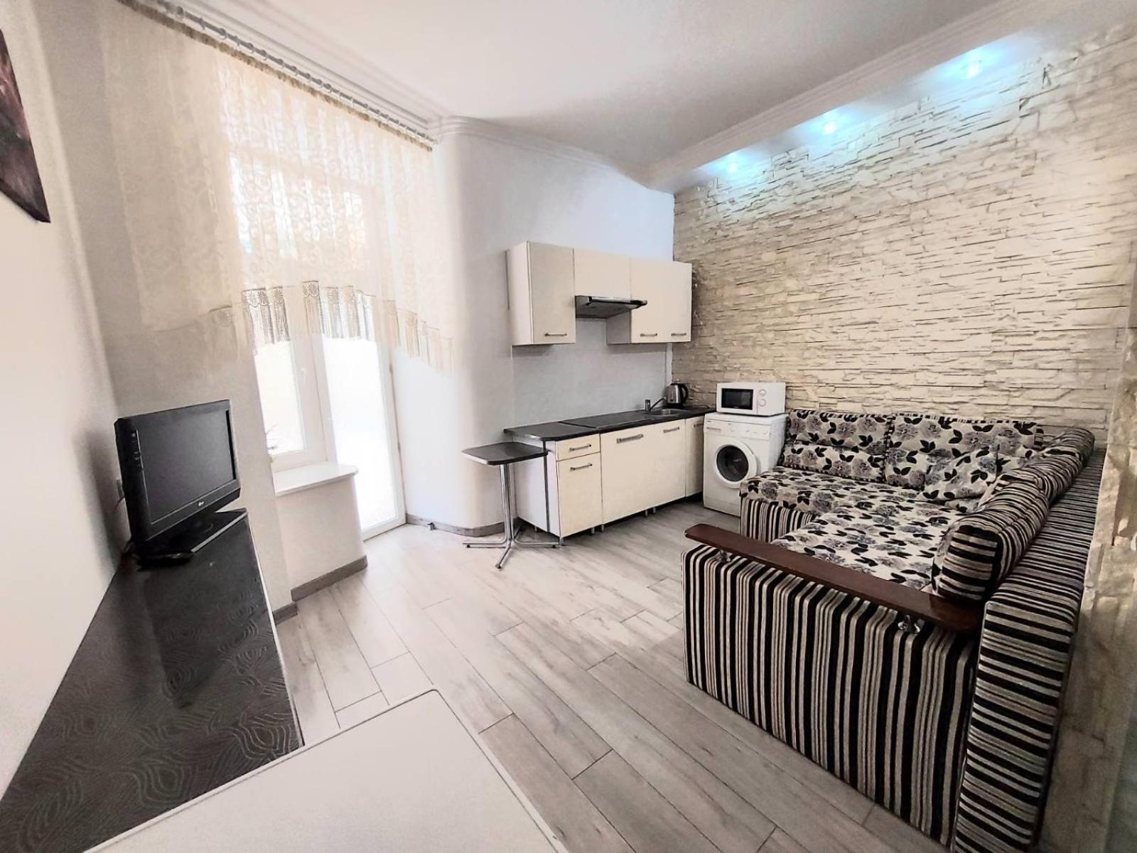 2 Rooms Central Anna Apartment Lviv Ngoại thất bức ảnh