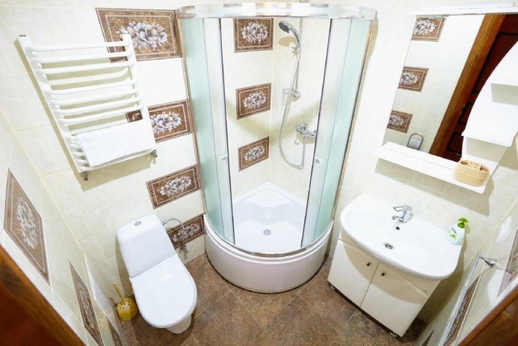 2 Rooms Central Anna Apartment Lviv Ngoại thất bức ảnh